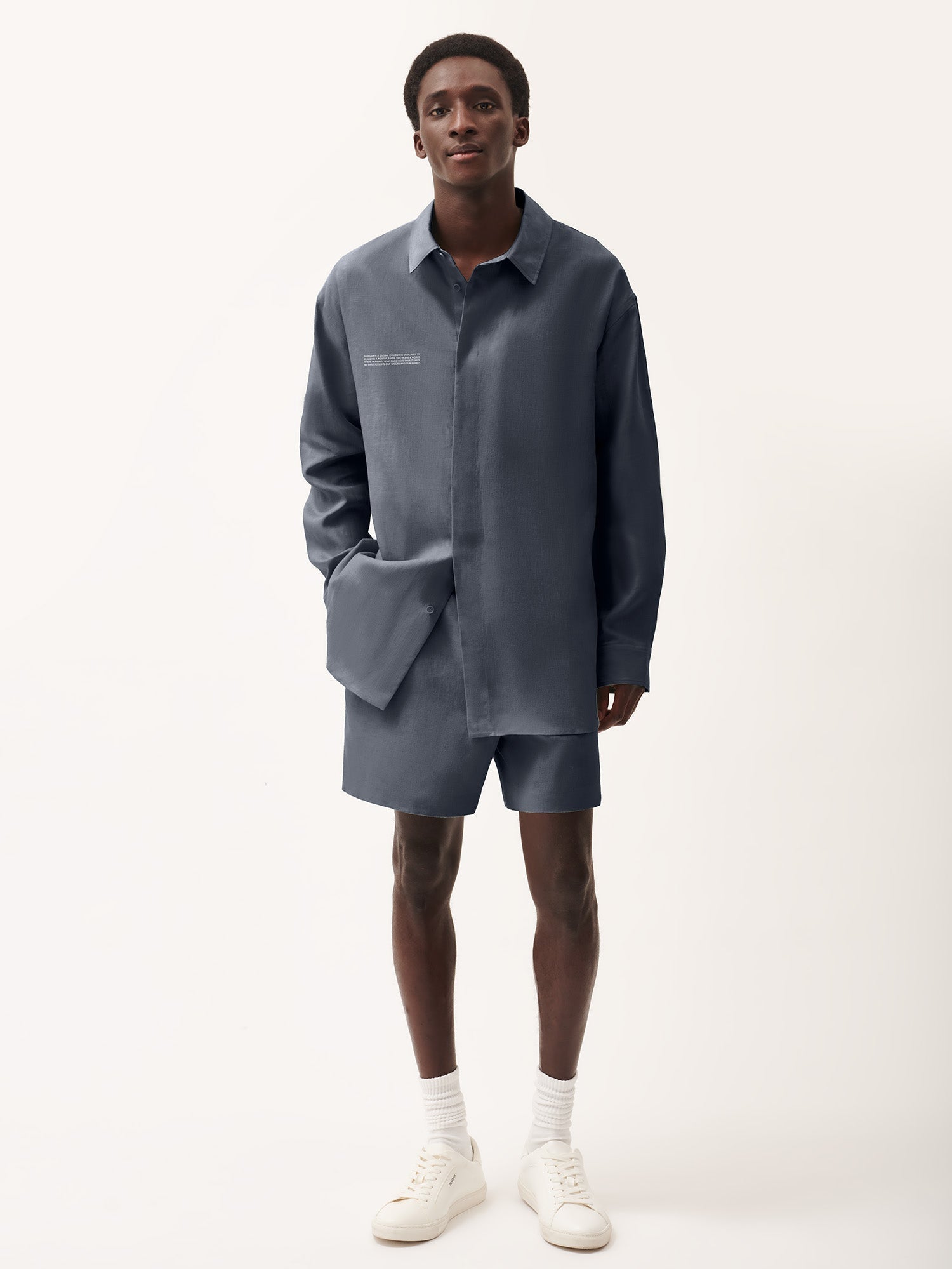 dna-linen-mid-length-shorts-atmosphere-grey-Male-2