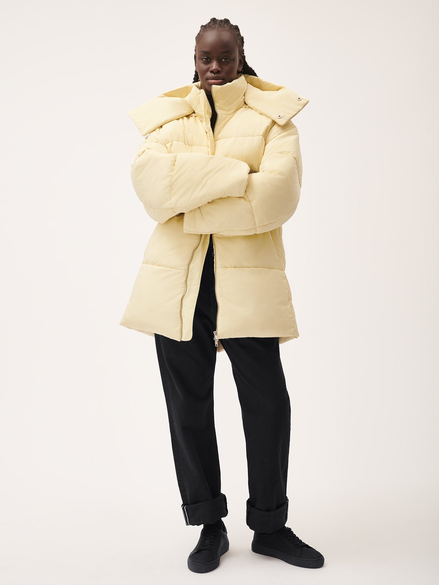 FLWRDWN_Recycle_Nylon_Exaggerated_Long_Puffer_Rind_Yellow_female-4