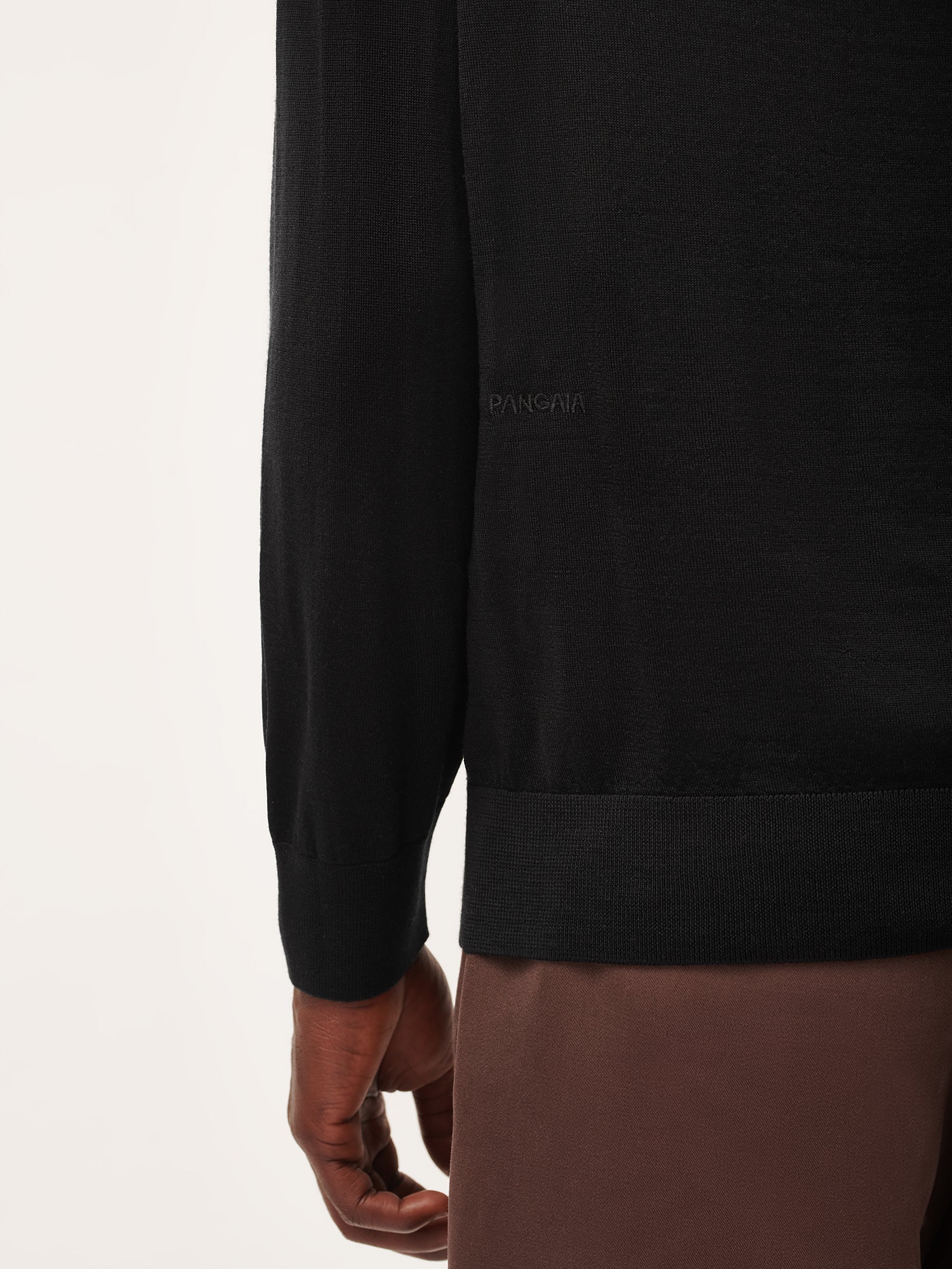 Mens_Merino_Knit_Turtle_Neck_Black-male-3