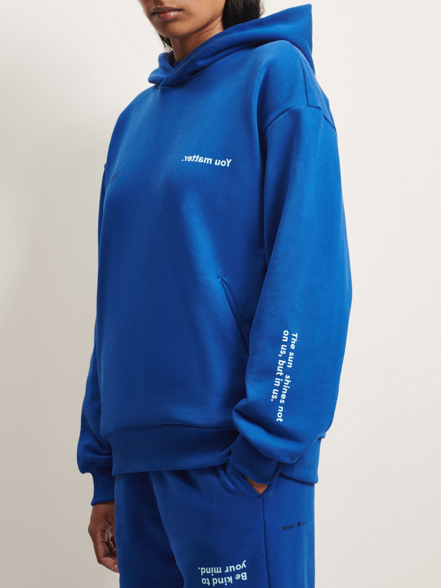 PangaiaxHeadspace_365_Heavyweight_Recycled_Cotton_Hoodie_Mood_Blue_famle-5
