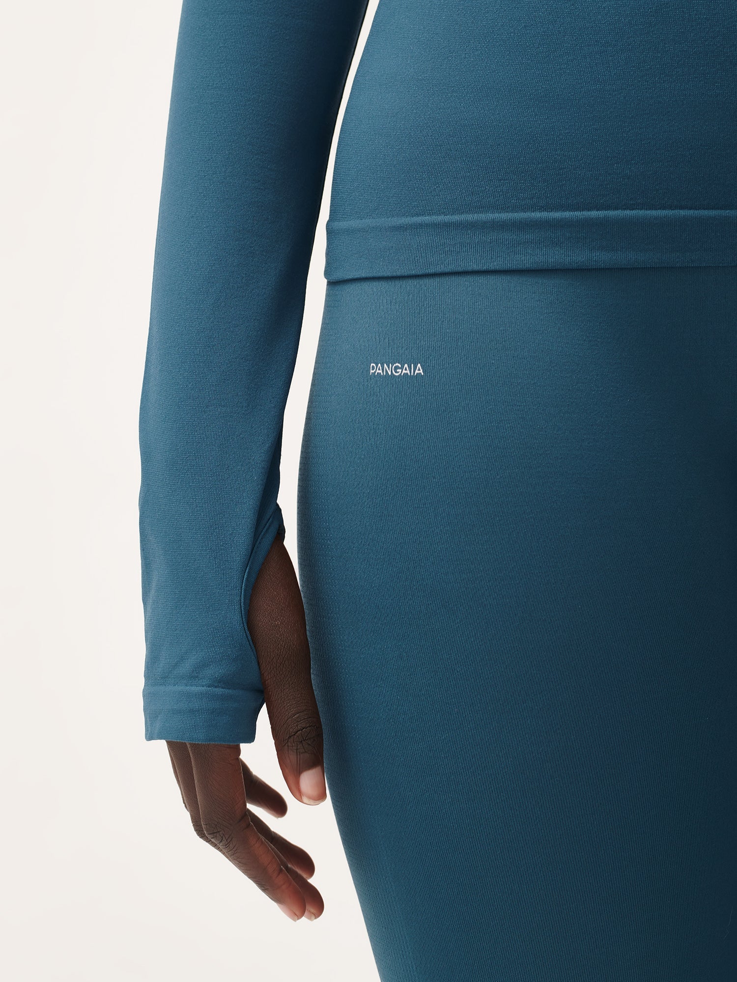 Womens_Active_Seamless_Long_Sleeve_Top_Storm_Blue-3_1