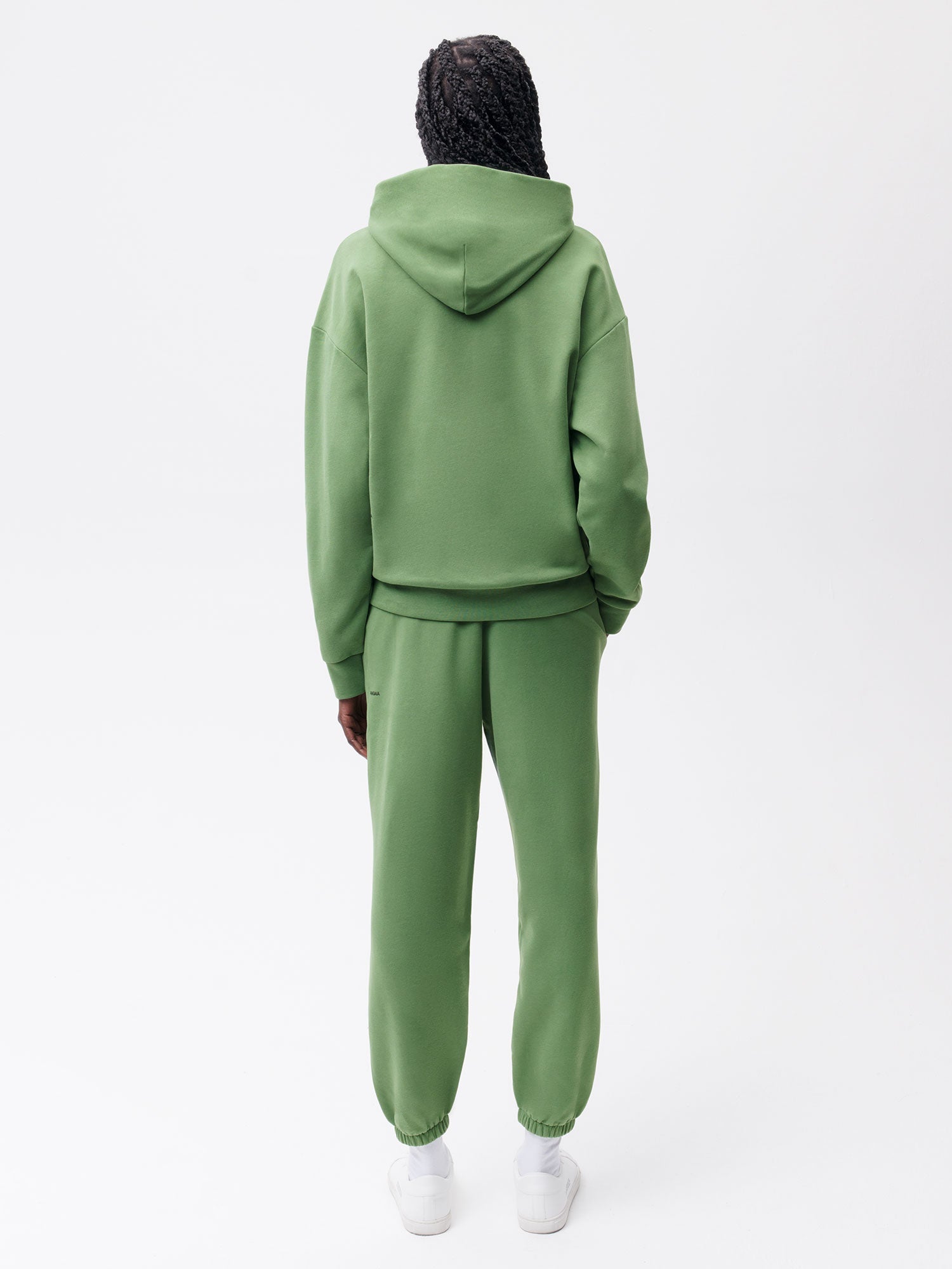 365-Trackpants-Stem-Green-Female-2