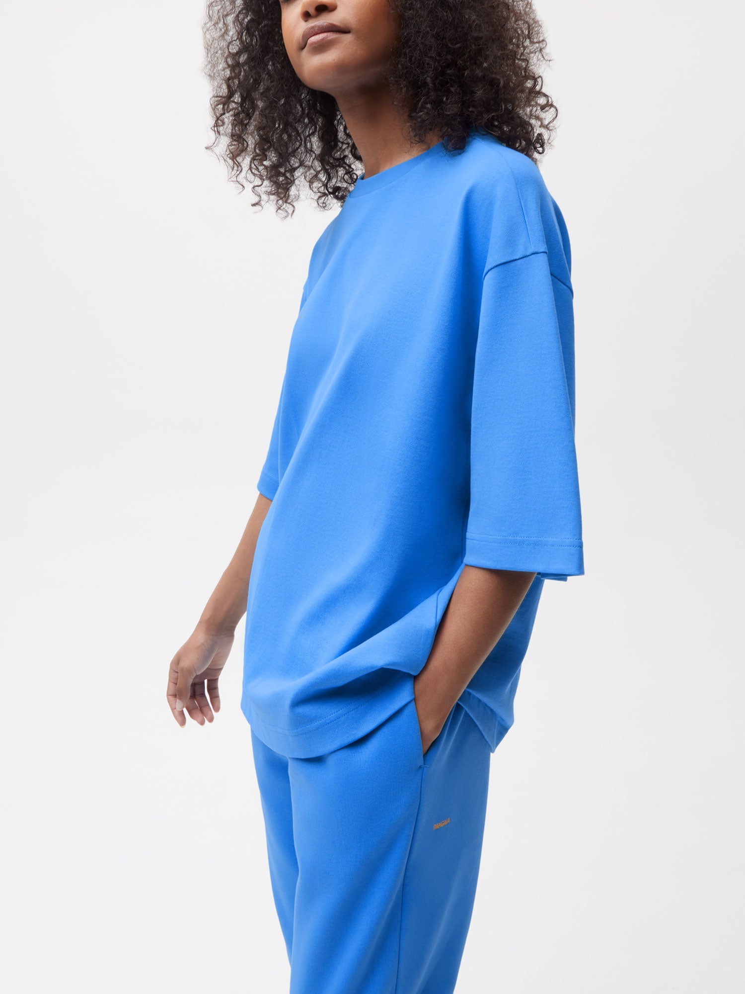 In-Conversion-Cotton-Relaxed-Fit-T-Shirt-Water-Blue-Female-3