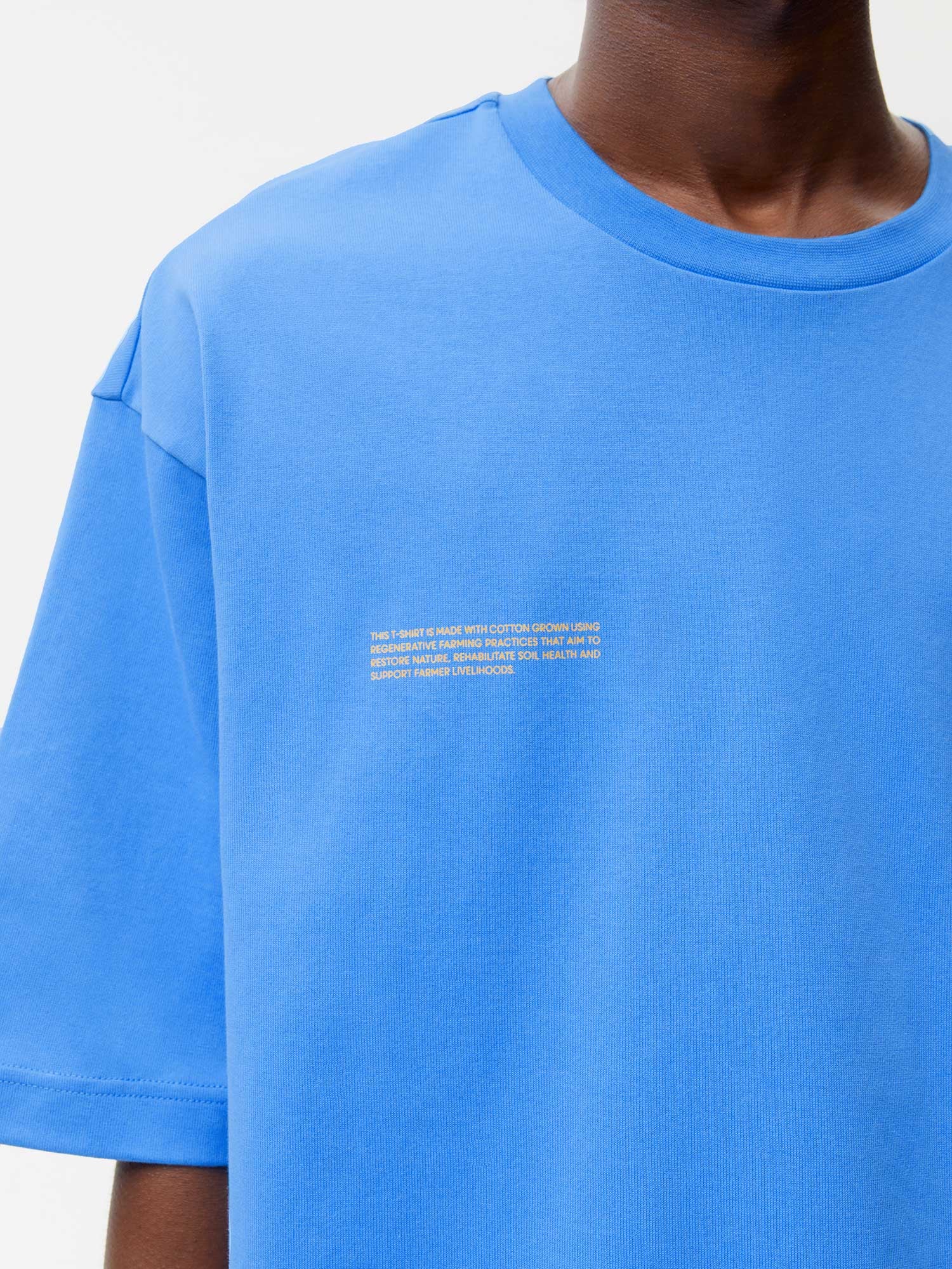 In-Conversion-Cotton-Relaxed-Fit-T-Shirt-Water-Blue-Male-2