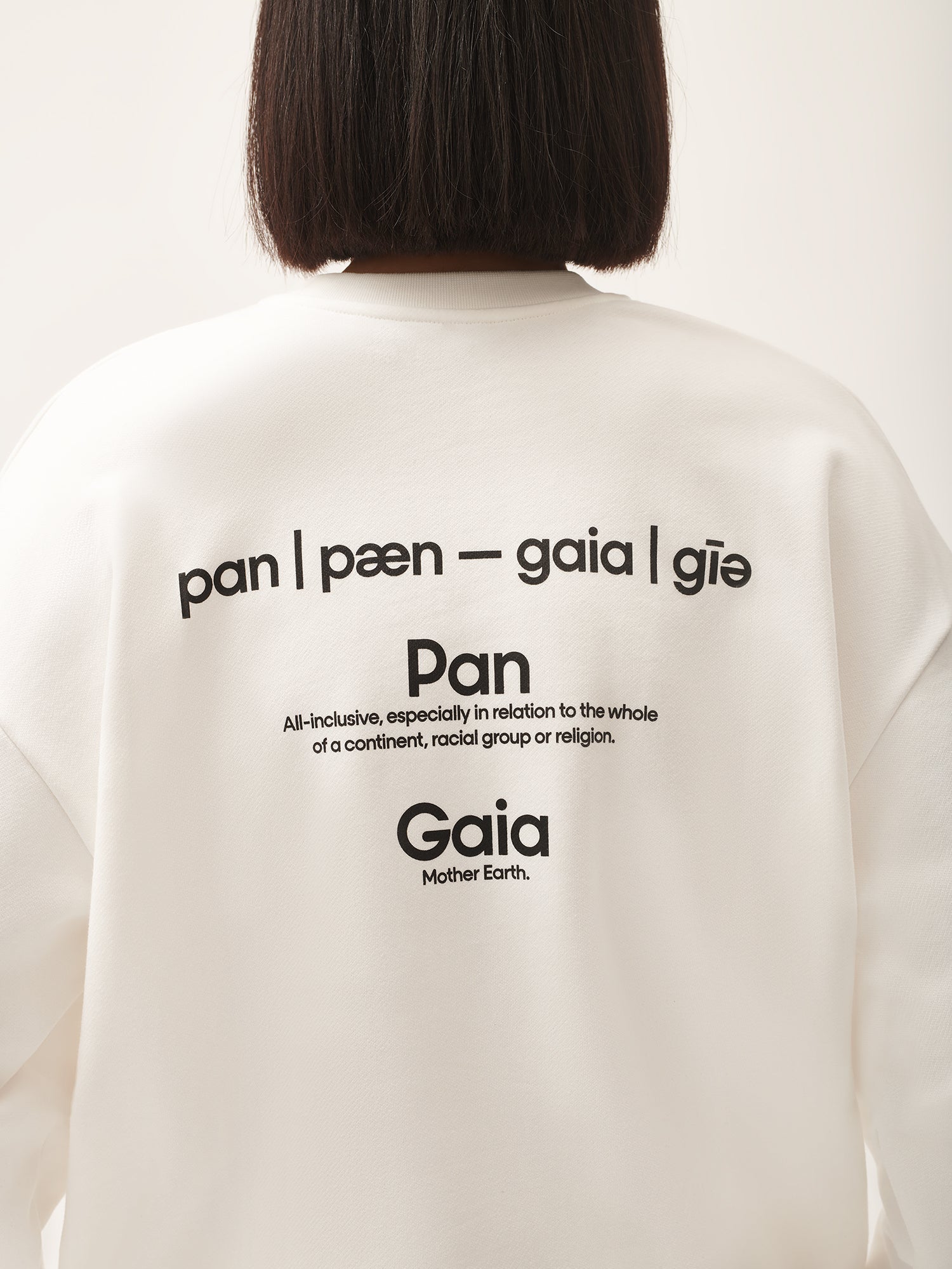 365_Midweight_Definition_Sweatshirt_Off_White_female-2