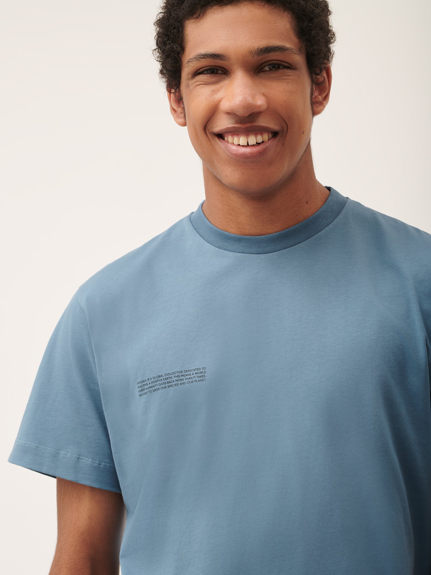 365_Midweight_T-shirt_Indigo_Blue_male-3