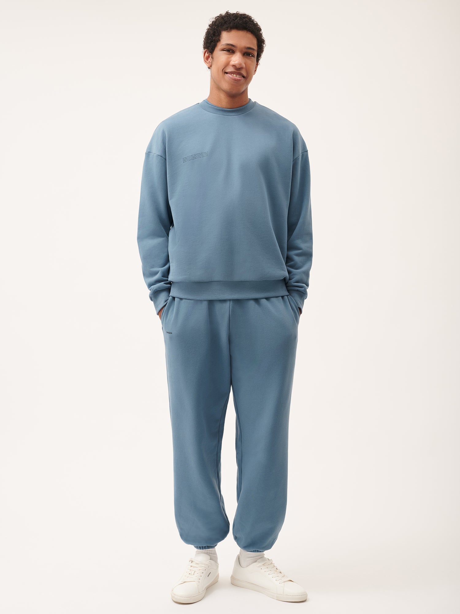 365_Midweight_Track_Pants_Indigo_Blue_male-1