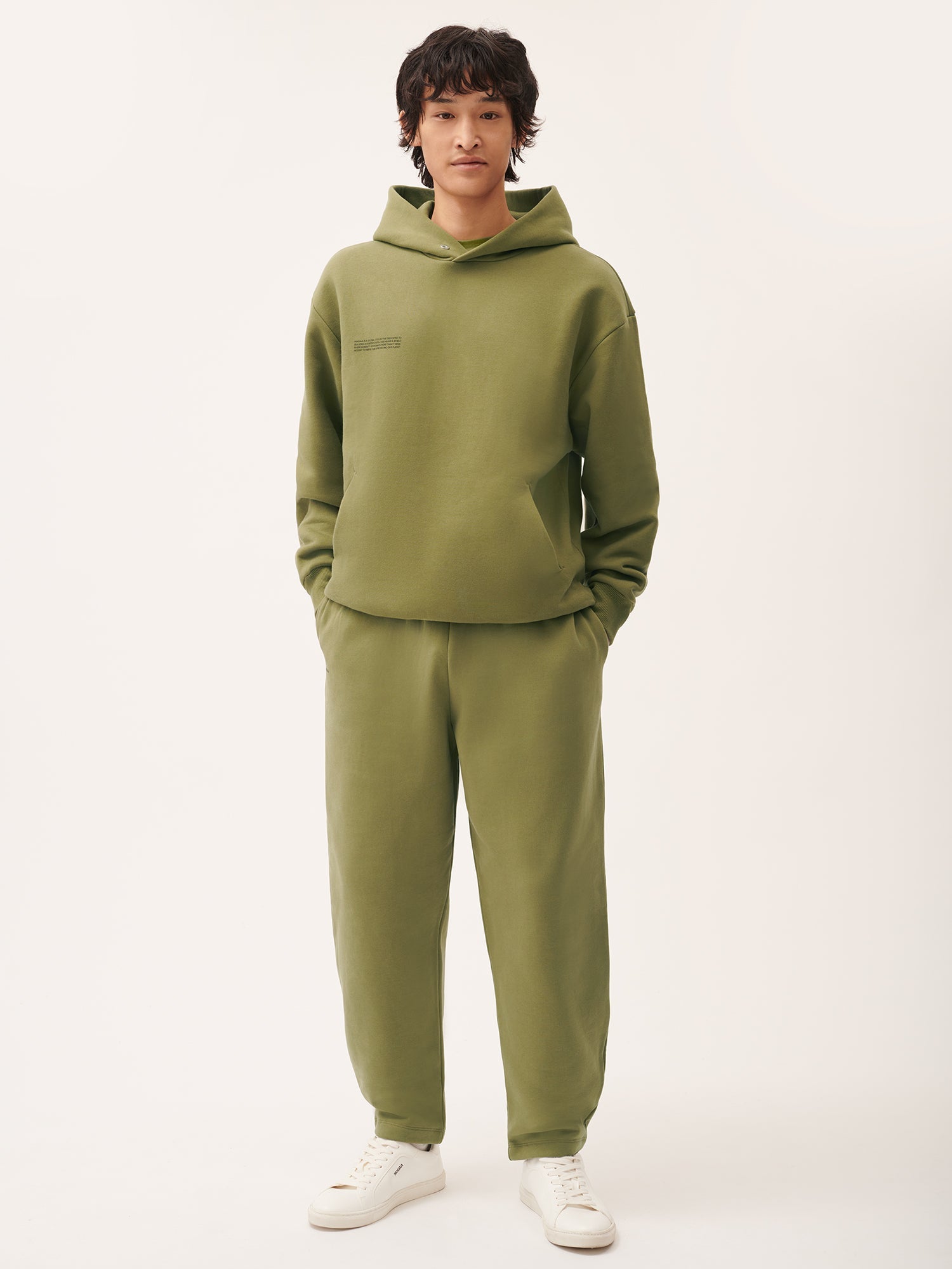 DNA_Barrel-Leg_Track_Pants_Highland_Green_male-1