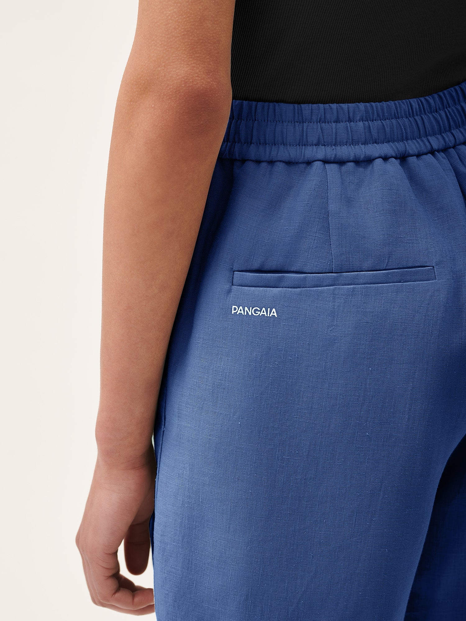 DNA_Linen_Mid_Length_Shorts_Lapis_Blue_female-3