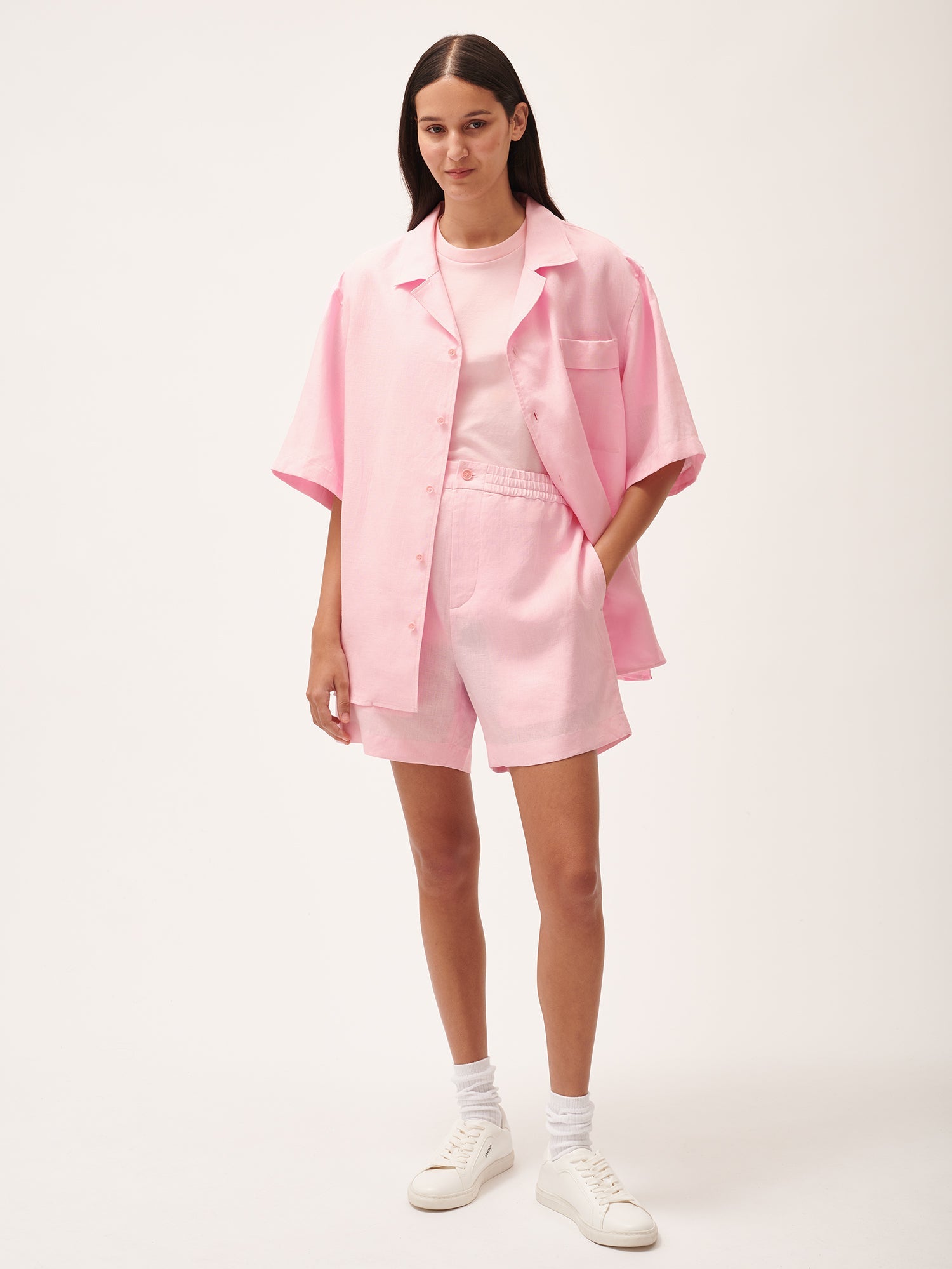 DNA_Linen_Mid_Length_Shorts_MagnoliaPink_female-4