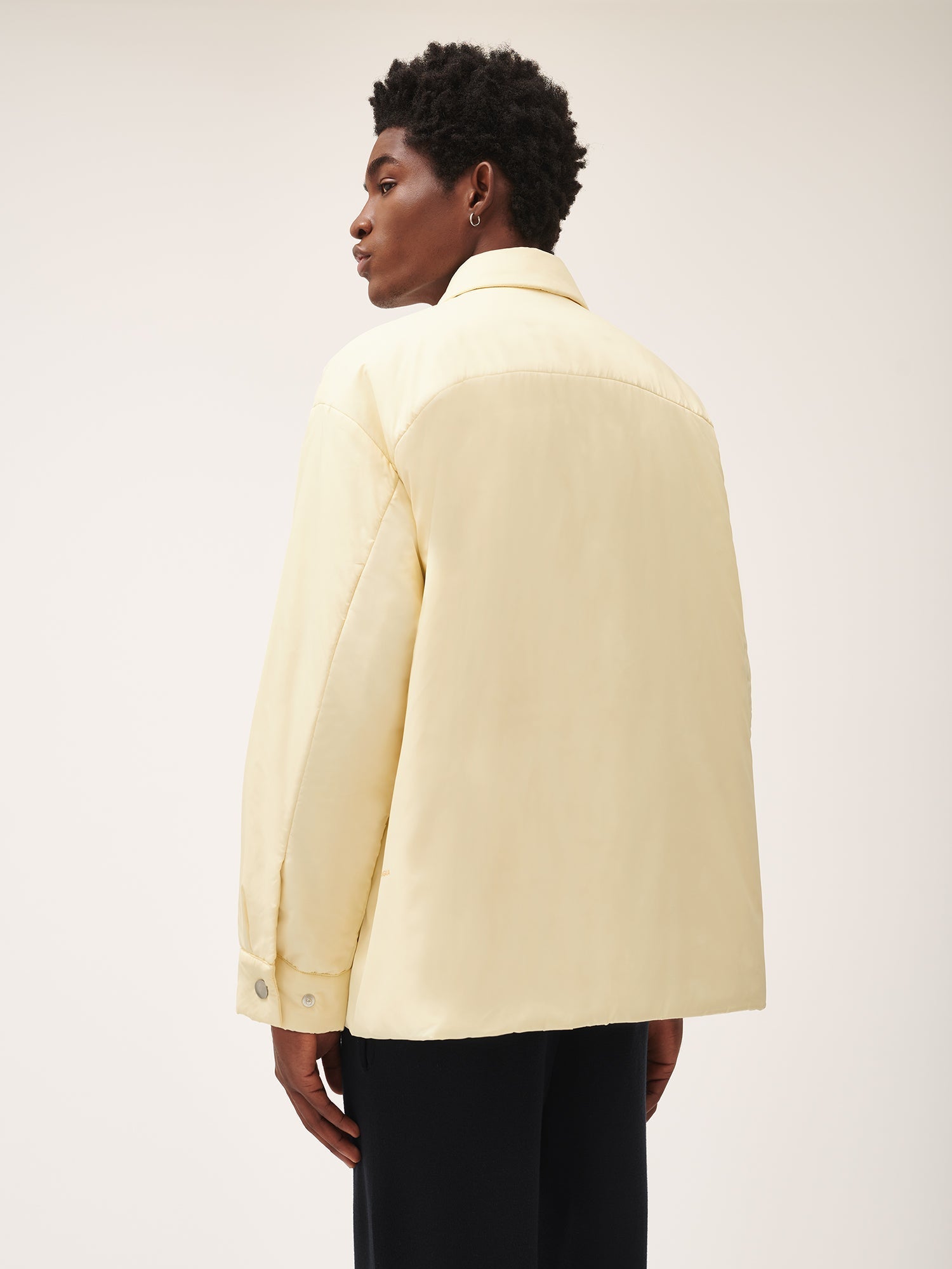 FLWRFLL_Unisex_Shirt_Rind_Yellow_Male-3