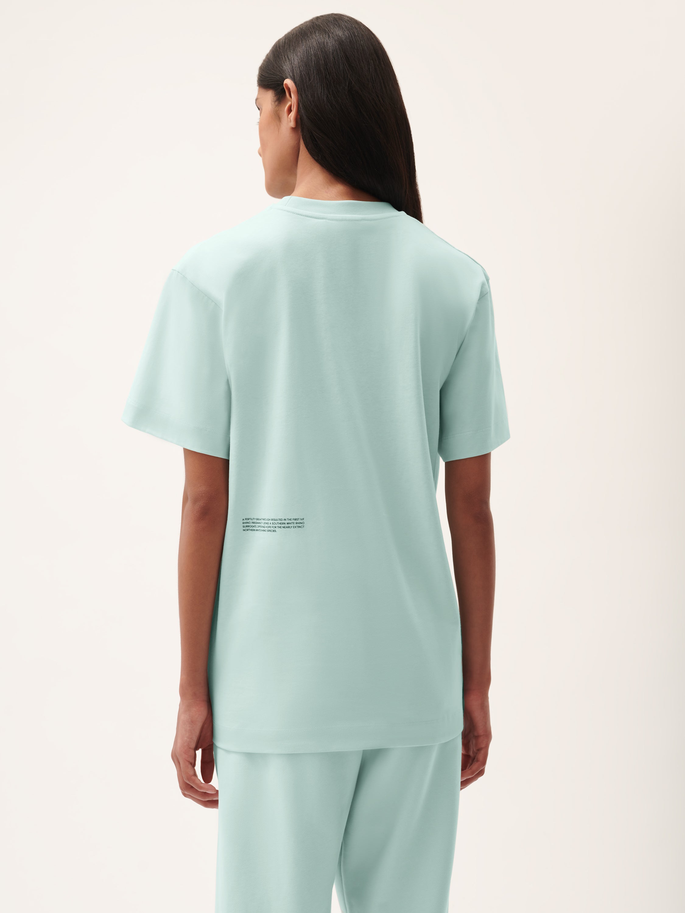 Hope_Print_Graphic_T-Shirt_Reflect_Blu_female-2