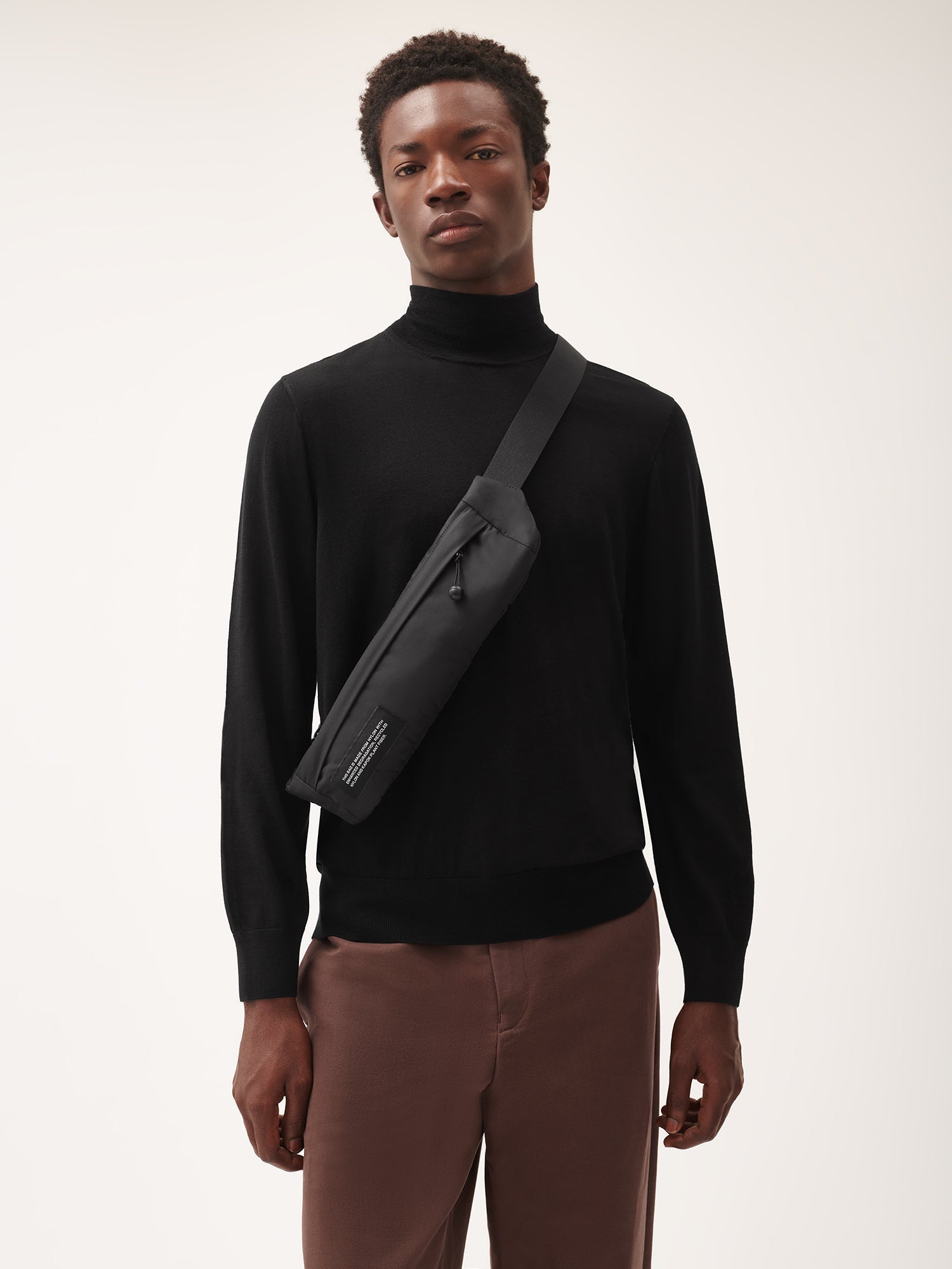 Mens_Merino_Knit_Turtle_Neck_Black-male-1
