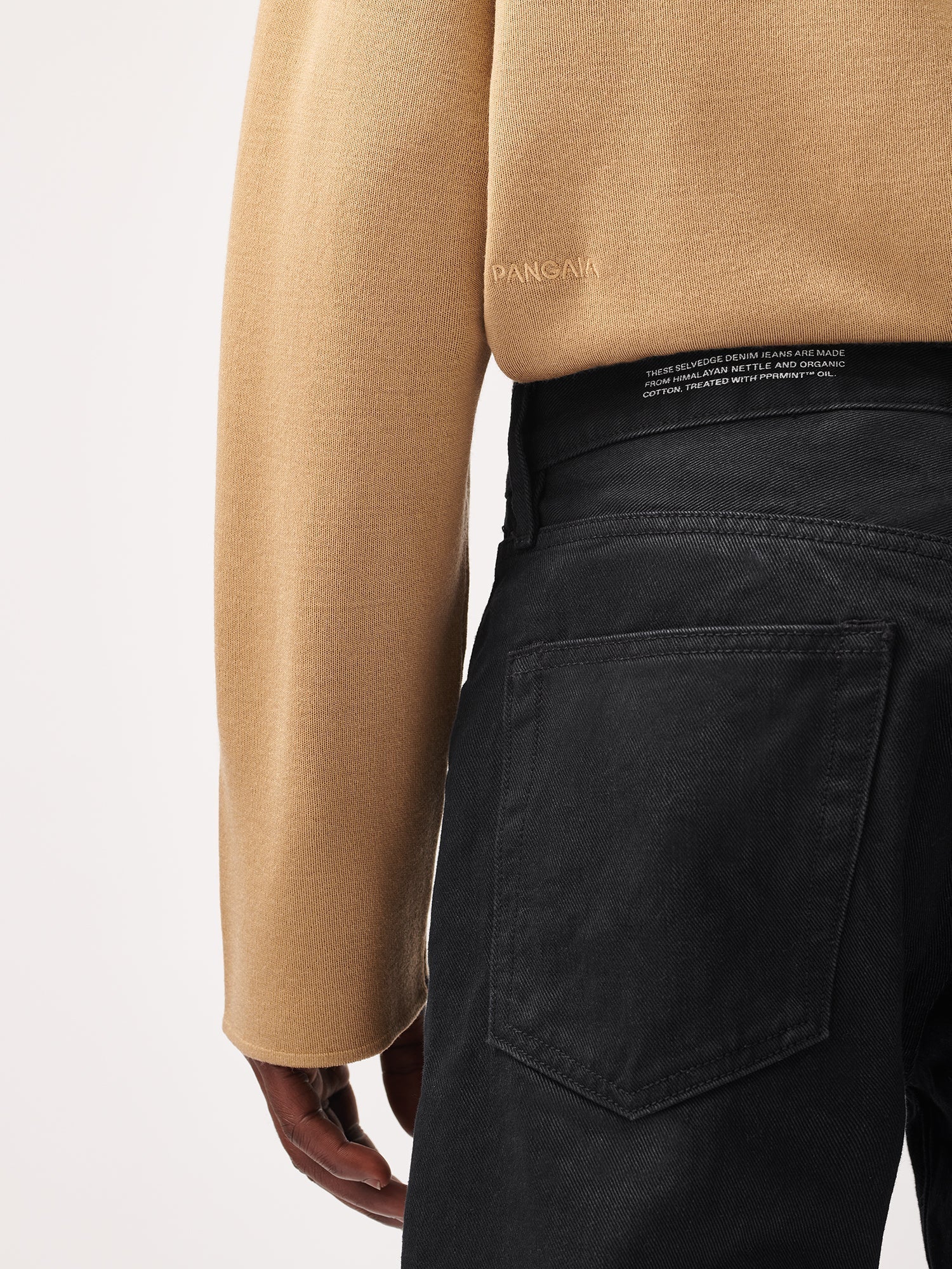 Merino_Knit_Crew_Neck_Camel_Male-6