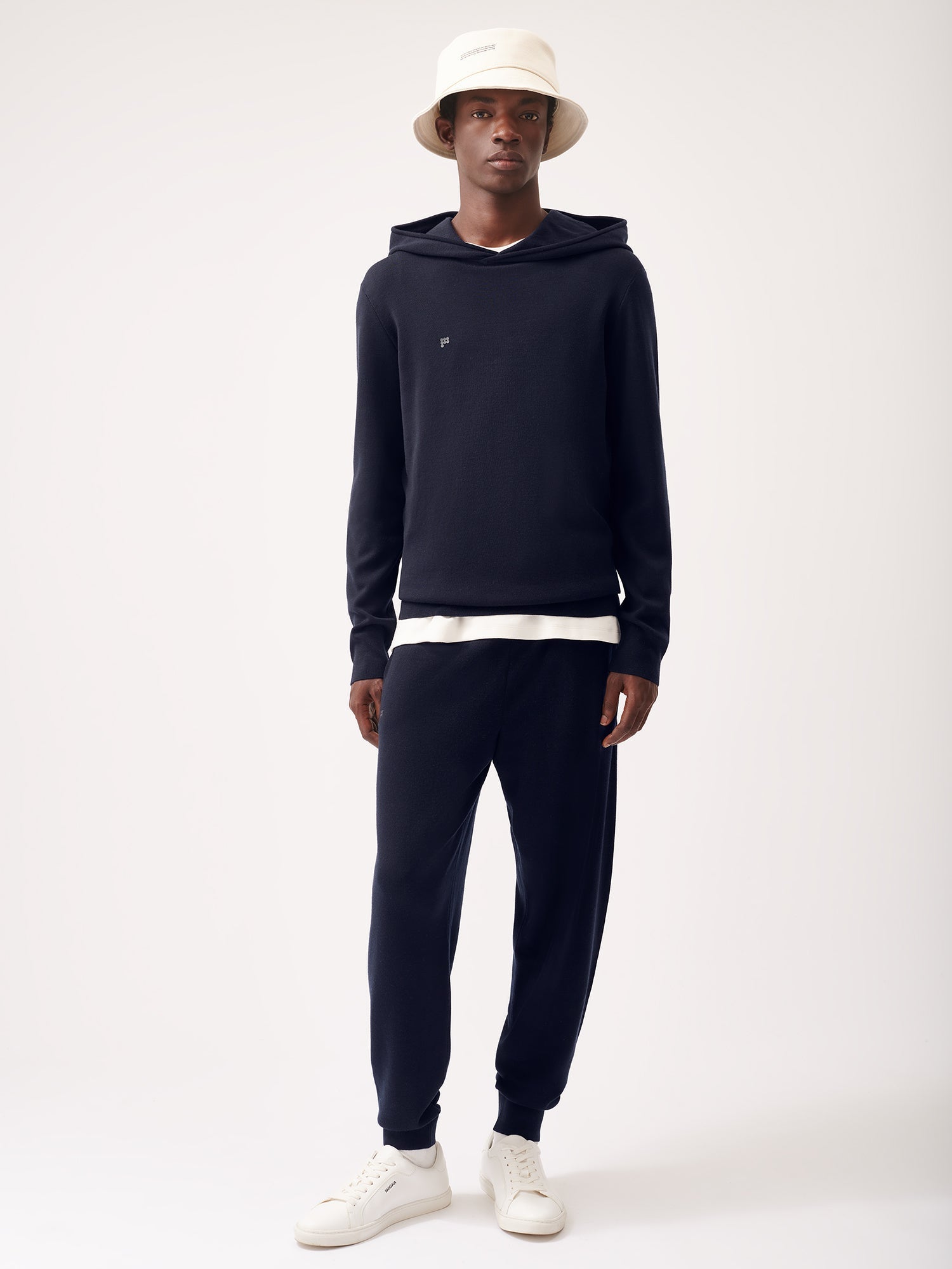 Merino_Knit_Slim_Fit_Pants_Navy-Male-1