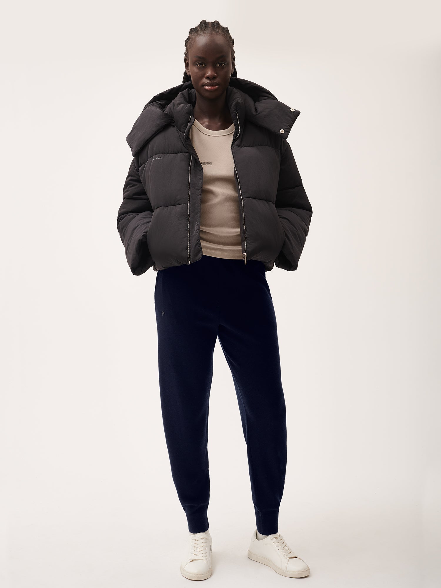 Merino_Knit_Slim_Fit_Pants_Navy_female-2