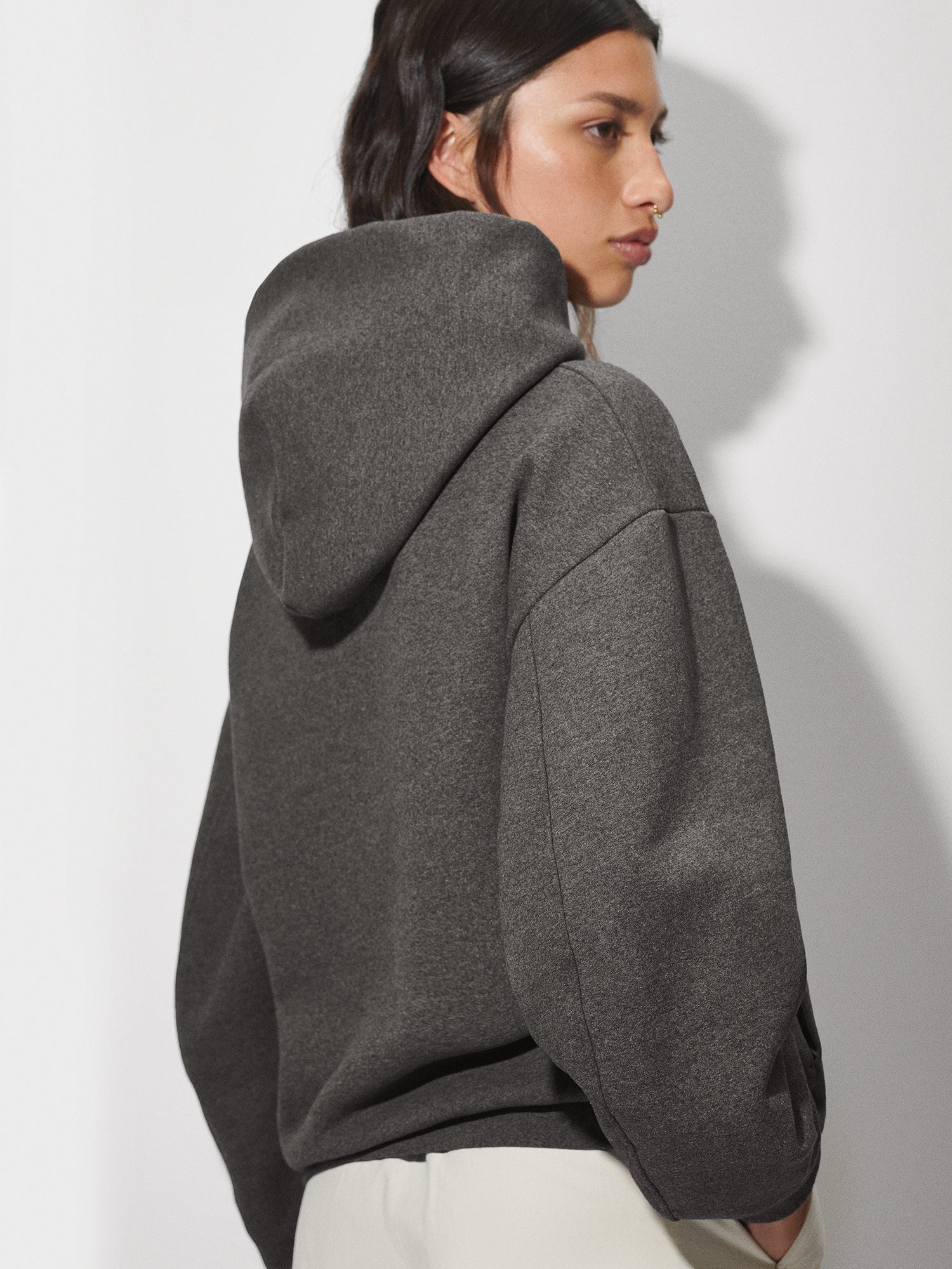 Reclaim-3.0-Hoodie-Reclaim-Charcoal-Female-2