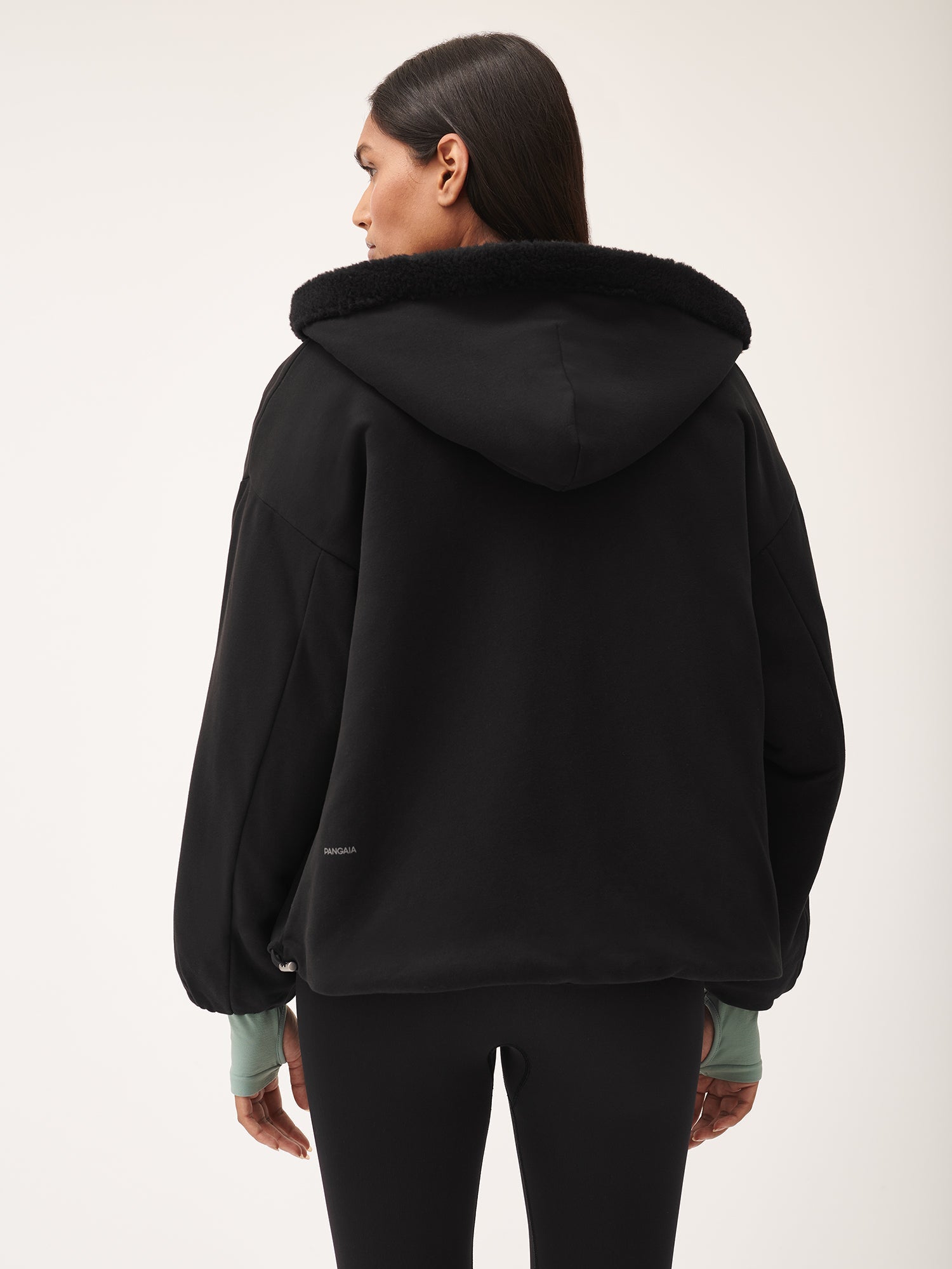 Unisex_Reversible_Outdoor_Fleece_Zip_Hoodie_Black-female-3