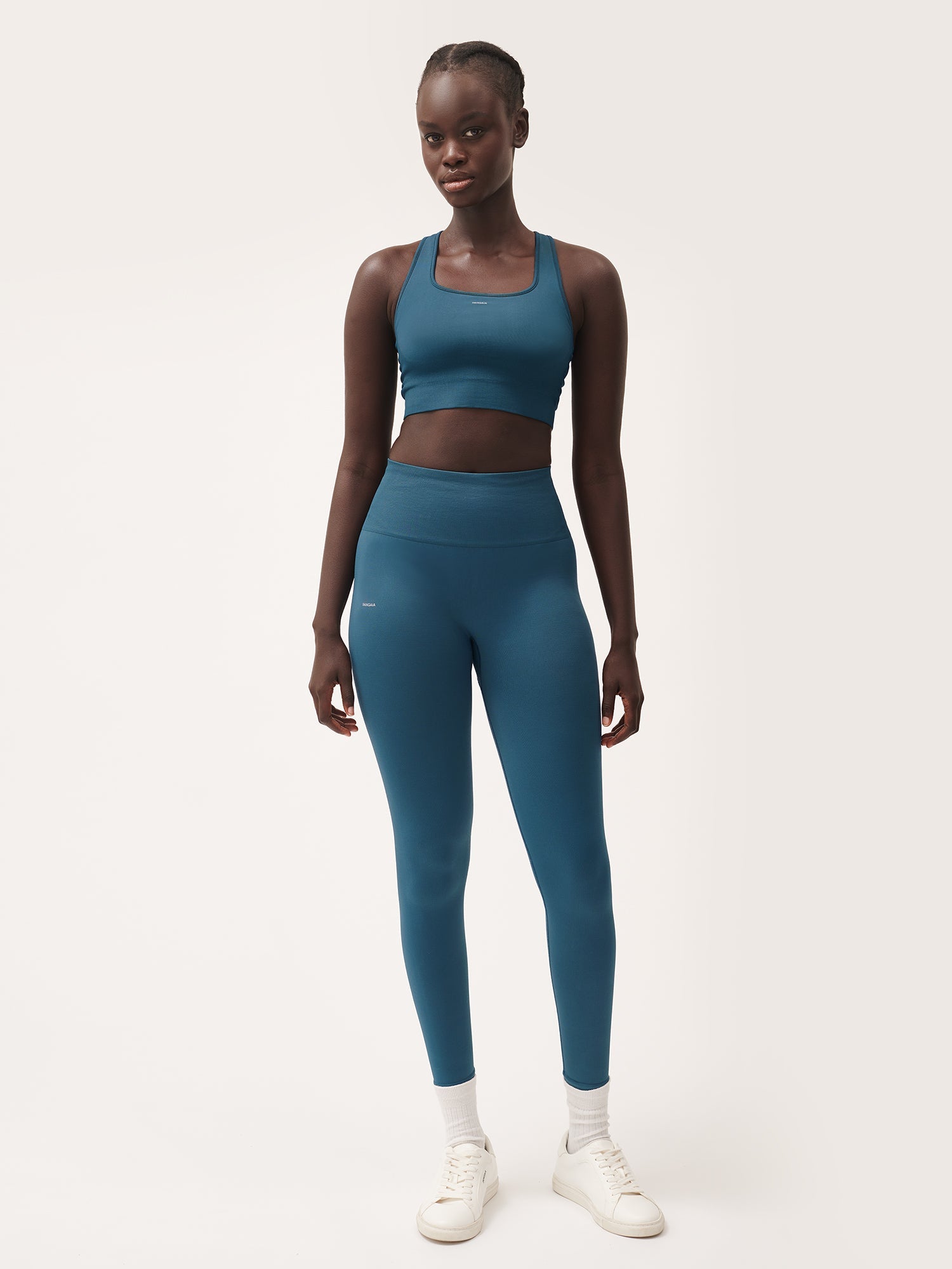 Womens_Active_Seamless_Rib_Bra_Storm_Blue-female-5