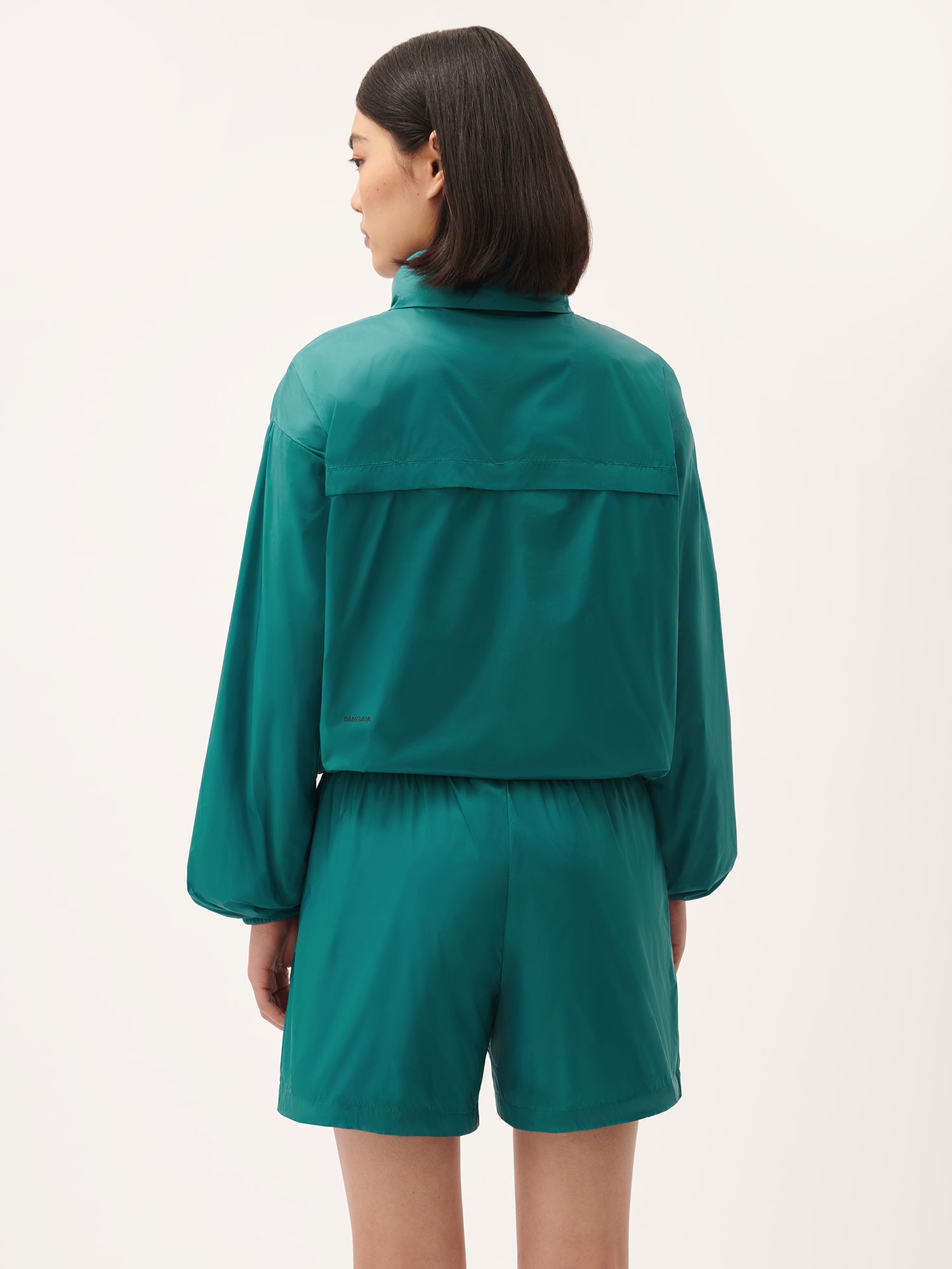 female_DNA_Recycled_Nylon_Packable_Jacket_Scarab_Teal--10
