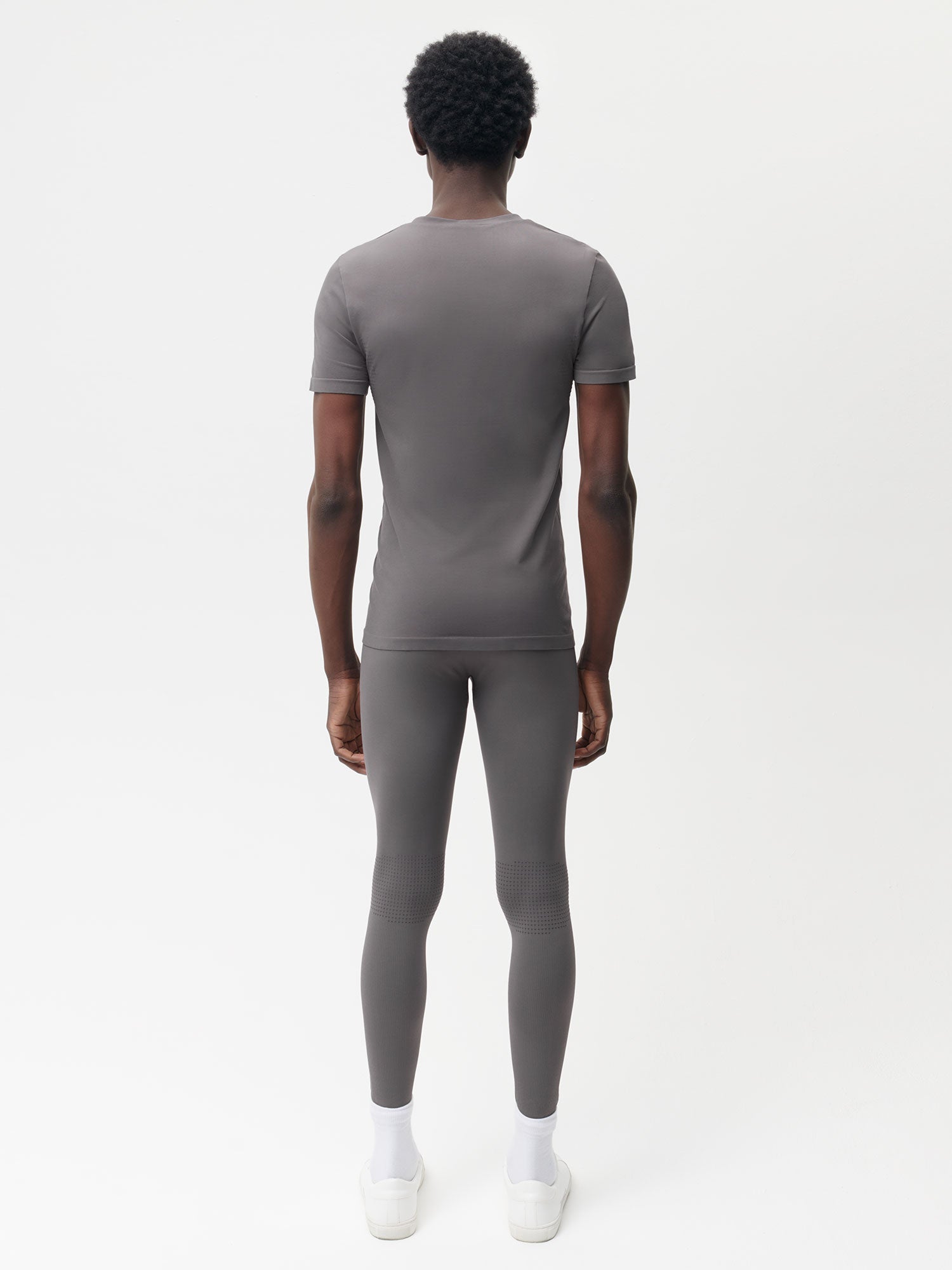Activewear-3.1-Seamless-Tights-Volcanic-Grey-Male-2