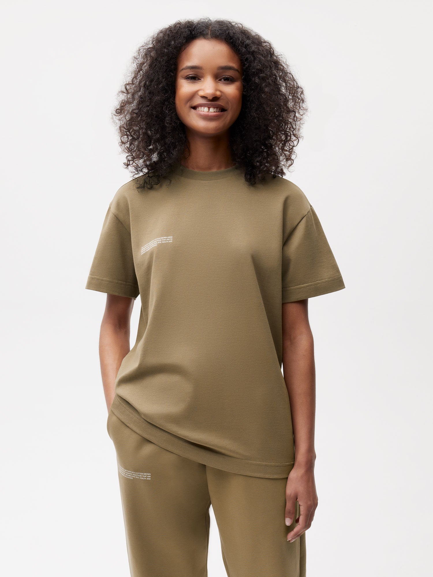 In-Conversion-Cotton-T-Shirt-Soil-Carbon-Female-1