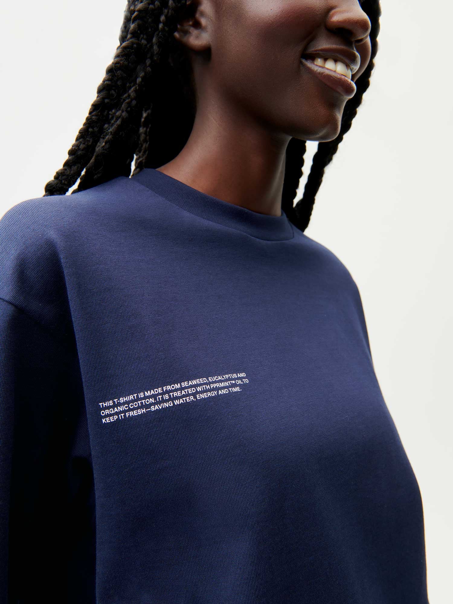 Organic-Cotton-Relaxed-Fit-T-Shirt-Navy-Female-2