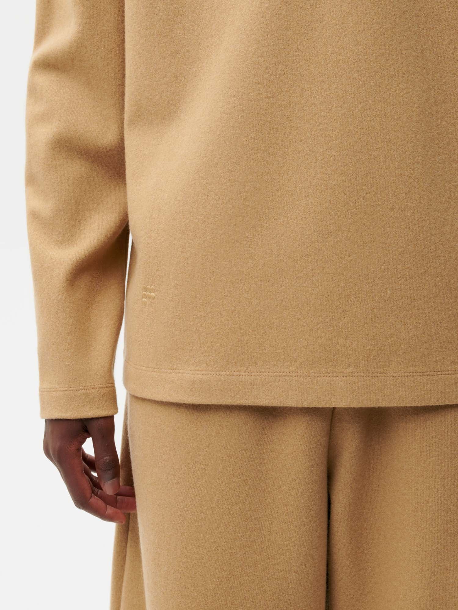 Recycled-Wool-Jersey-Long-Sleeves-T-Shirt-Camel-Male-2